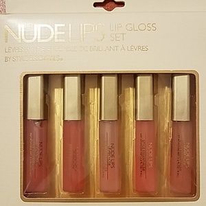 Nude lips lip gloss set